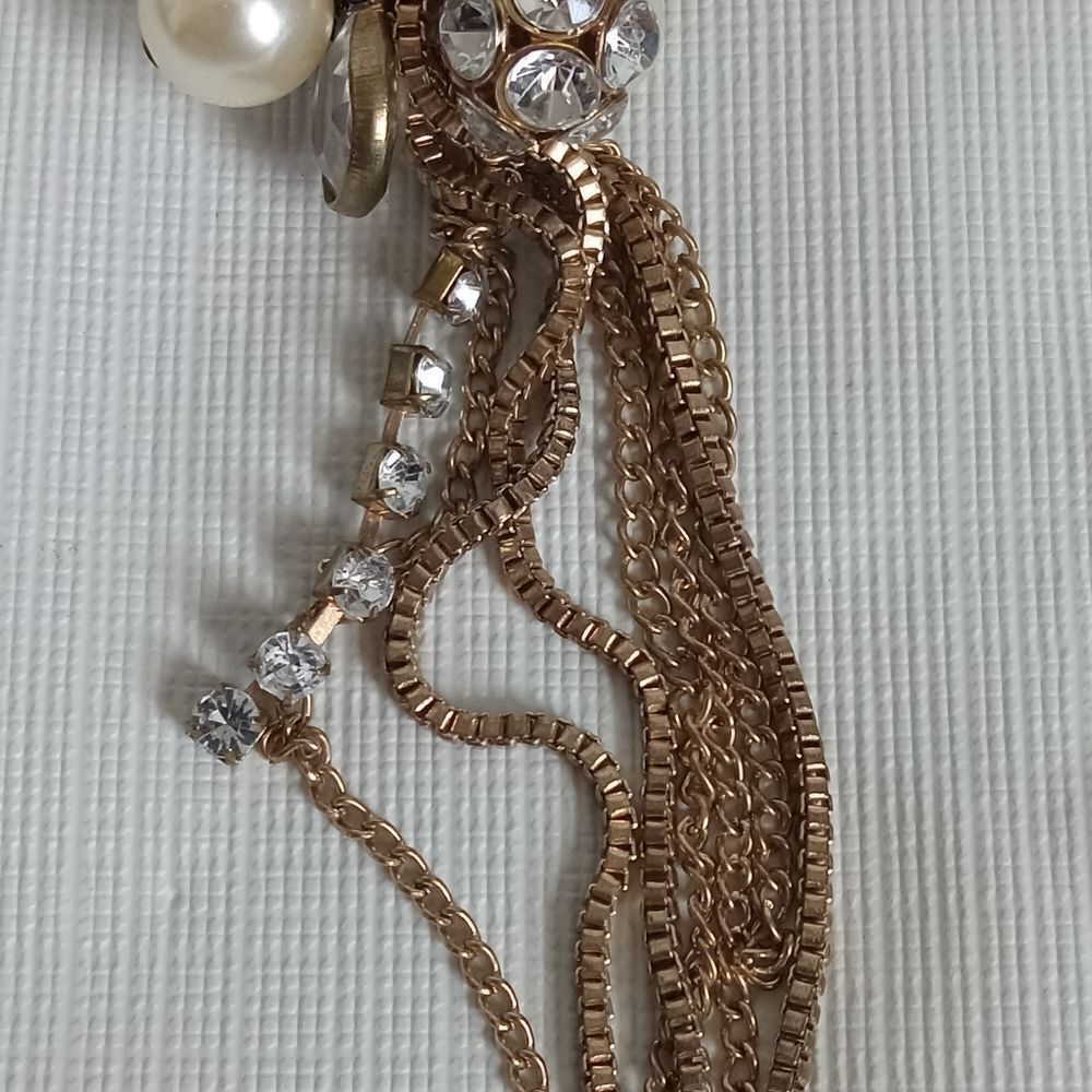 Gold Toned Faux Pearl Beaded Cluster Chain Tassels Statement Pendant Necklace - Picture 4 of 10